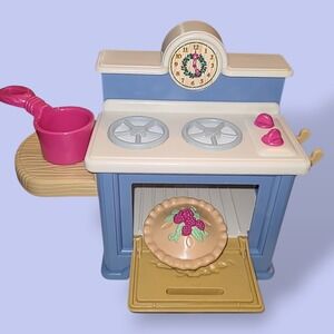 1998 Fisher Price Briarberry Bears Kitchen Stove Oven With Pie & Dirty Pan